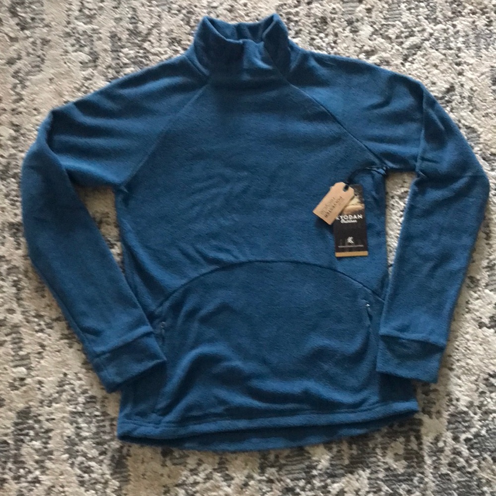 NWT Kyodan Long Sleeve Polar Fleece Sweater